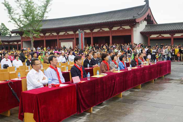 我是杜甫故鄉(xiāng)人藝術(shù)活動匯演